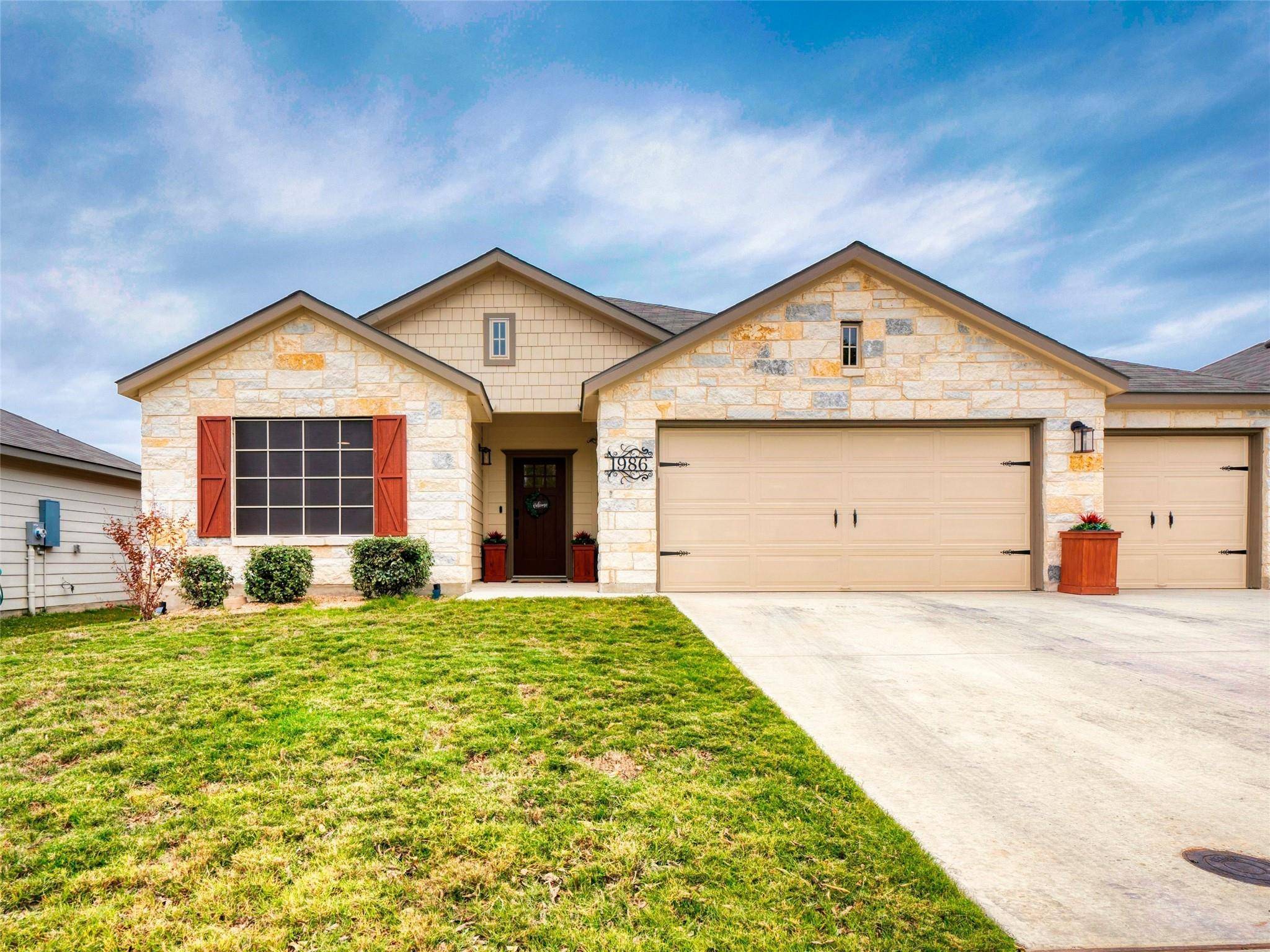 1986 Reserve WAY, New Braunfels, TX 78130