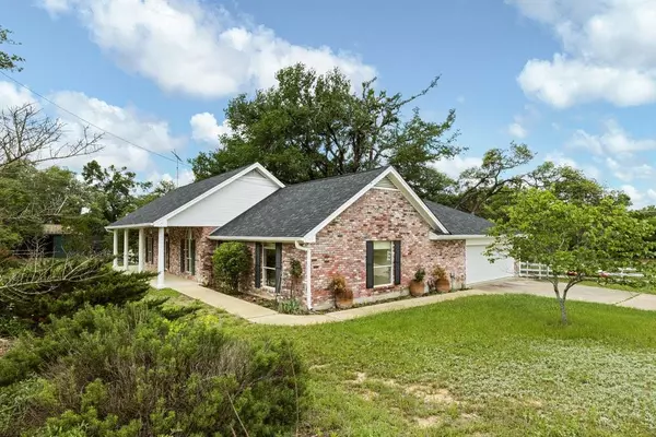 107 Springwood RD, Dripping Springs, TX 78620