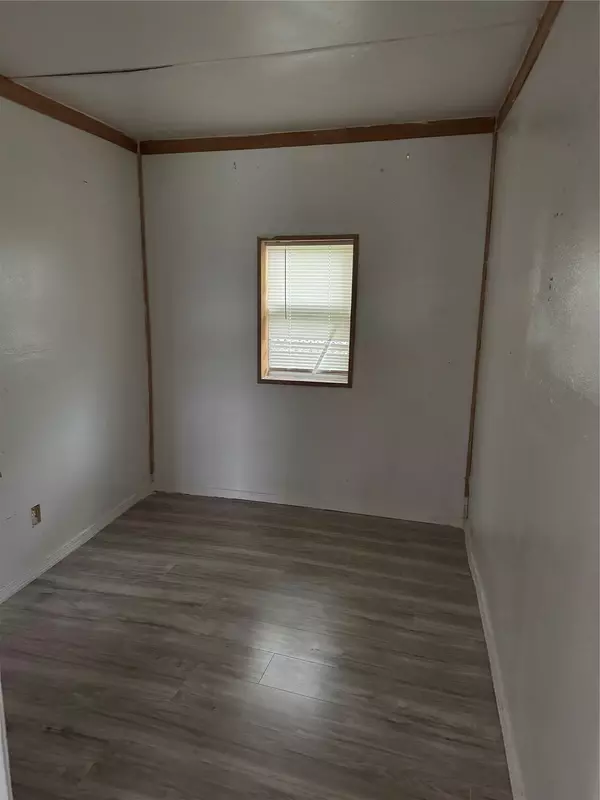 Manor, TX 78653,310 E Parsons ST