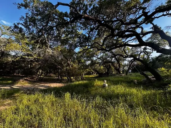 130 Lazy Leaf, Wimberley, TX 78676