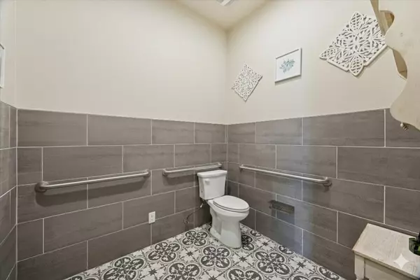 Leander, TX 78641,Address not disclosed