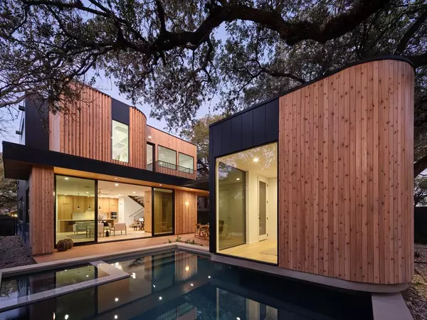 910 W Elizabeth ST,  Austin,  TX 78704