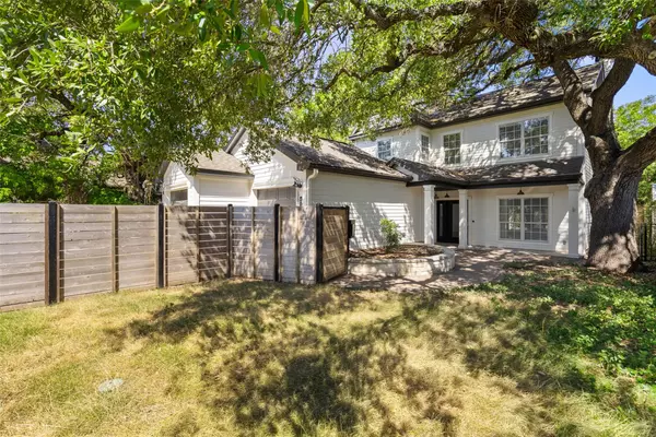 210 Le Grande Ave, Austin, TX 78704
