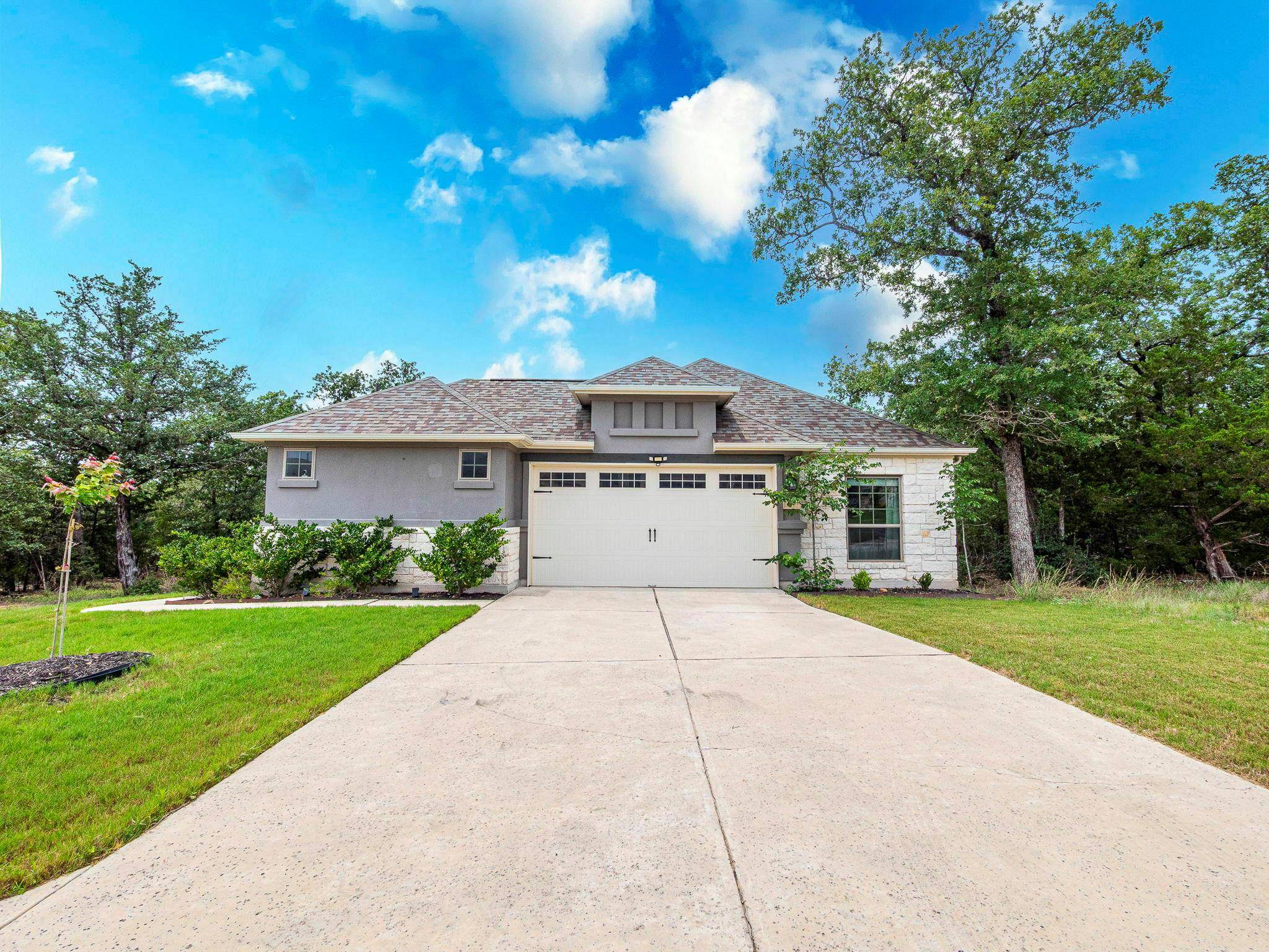 Bastrop, TX 78602,114 Loysoya ST