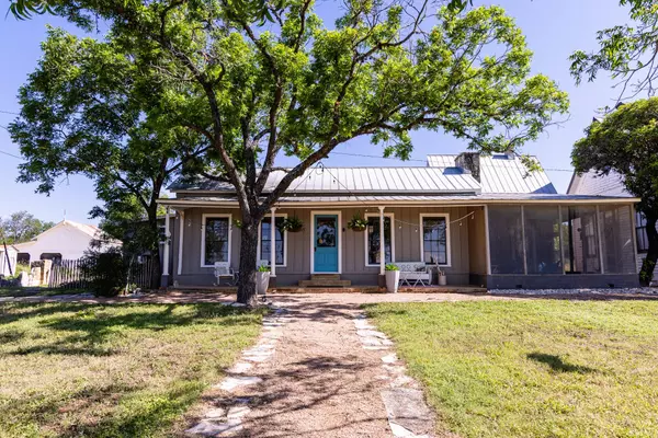 Center Point, TX 78010,684 Stoneleigh RD