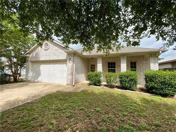 204 Cavalry TRL, Elgin, TX 78621