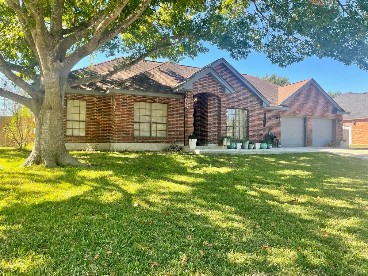 New Braunfels, TX 78130,2352 Country Grace