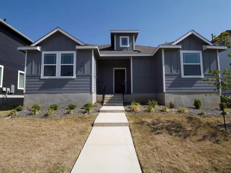 303 Ashby DR, Hutto, TX 78634