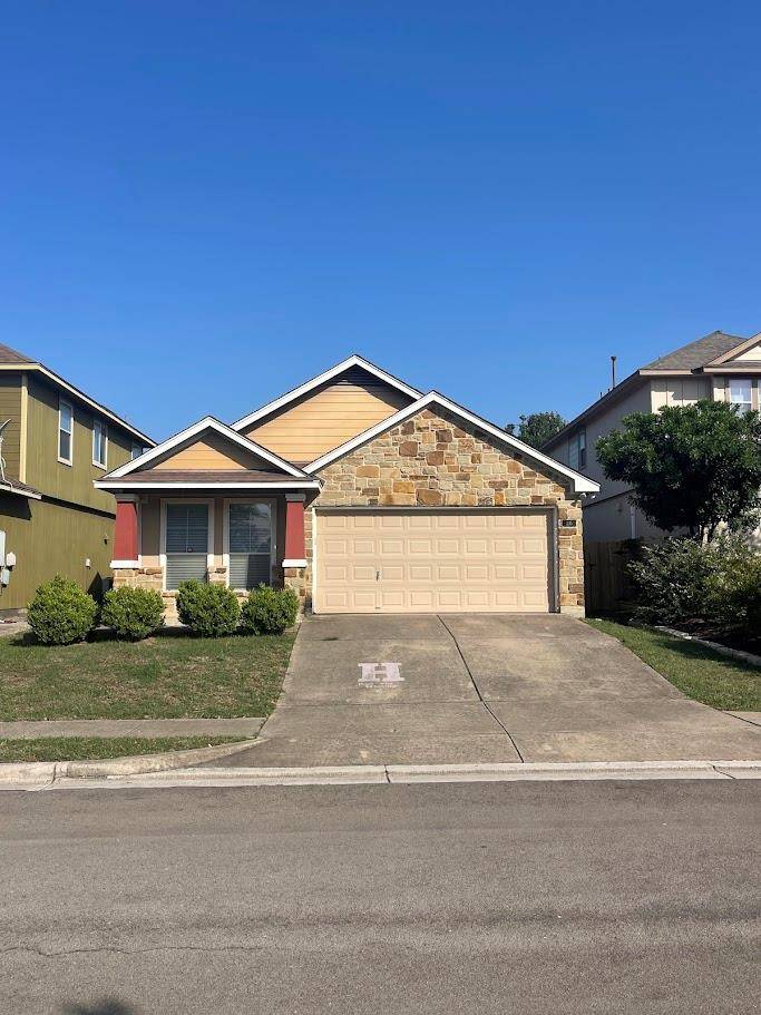 San Marcos, TX 78666,235 Hay Barn ST
