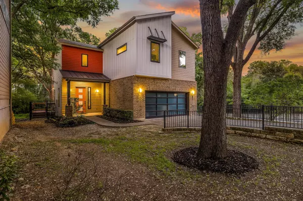 2807 Del Curto RD #E,  Austin,  TX 78704