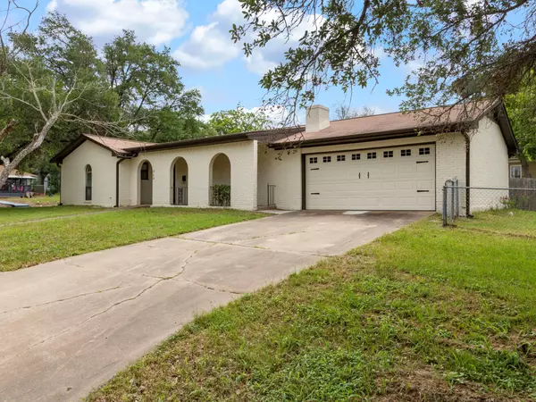 Rockdale, TX 76567,220 E Belton Ave