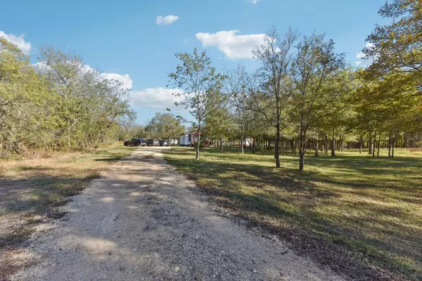 Lockhart, TX 78644,1777 Fox LN