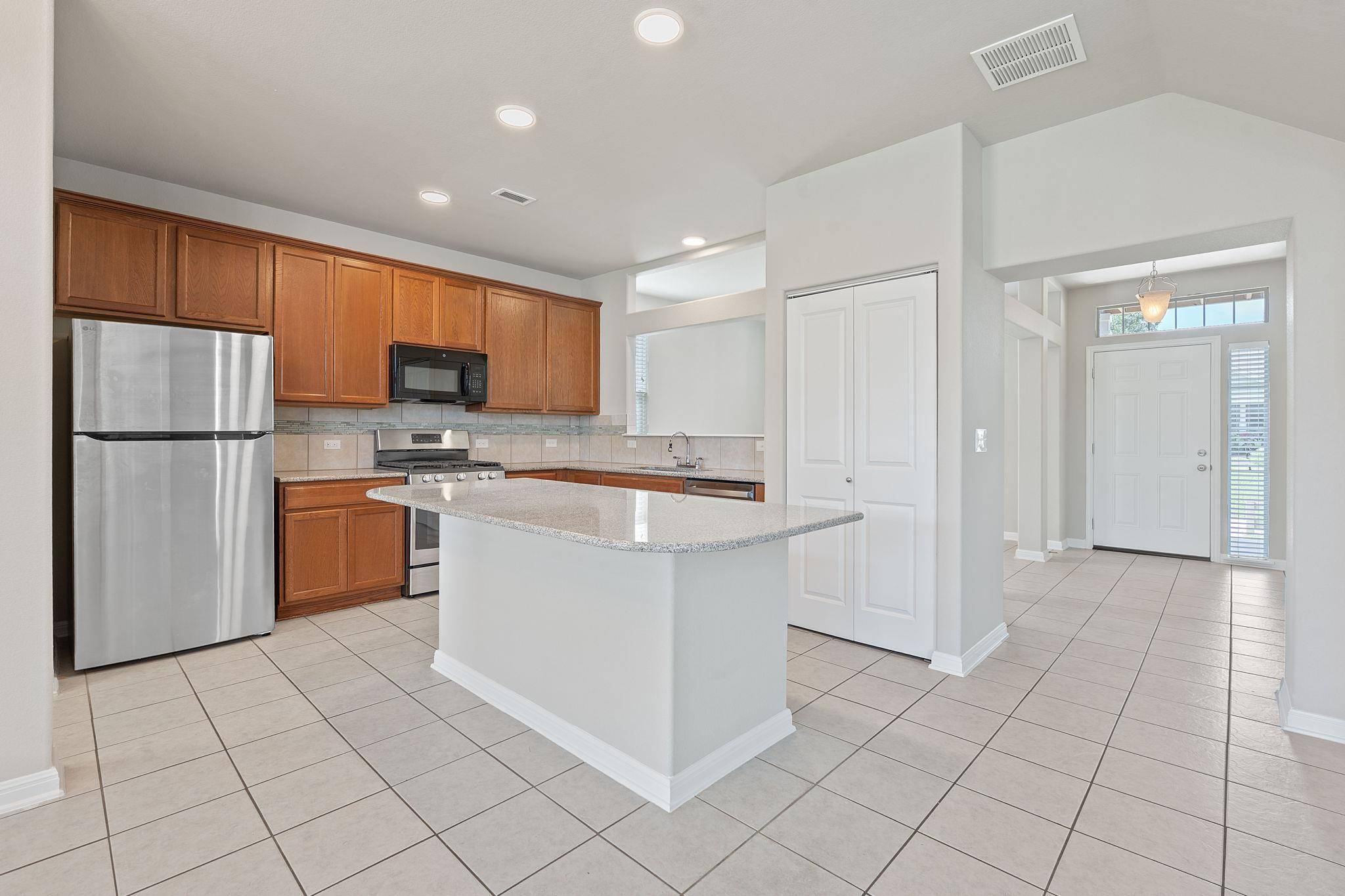 Kyle, TX 78640,216 Greene DR
