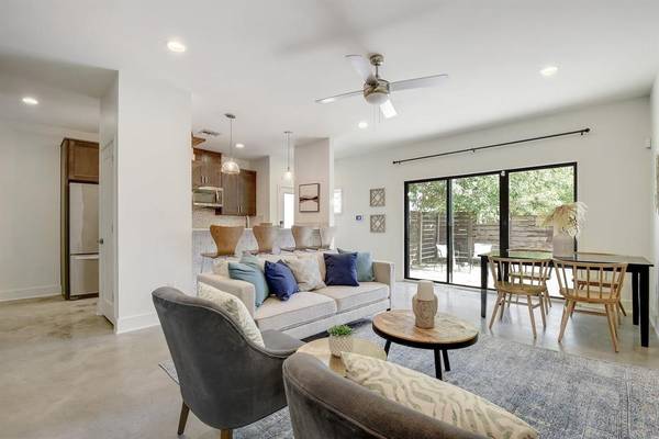 2101 Montopolis DR #12,  Austin,  TX 78741