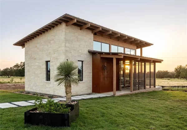 Hye, TX 78635,9361 W Us Highway 290 #117