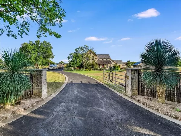 1890 N County Road 122, Round Rock, TX 78665