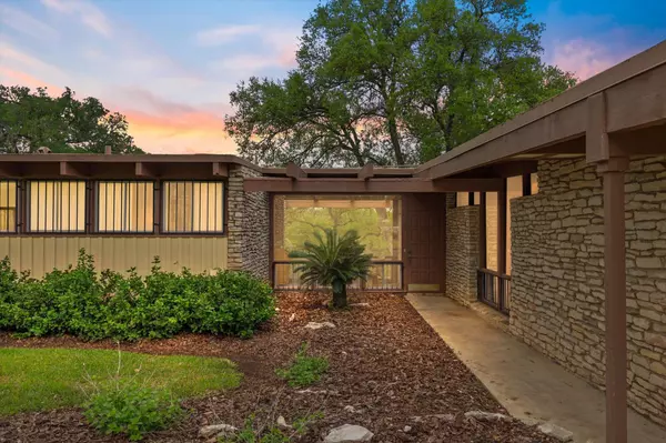 103 Chula Vista ST, San Marcos, TX 78666