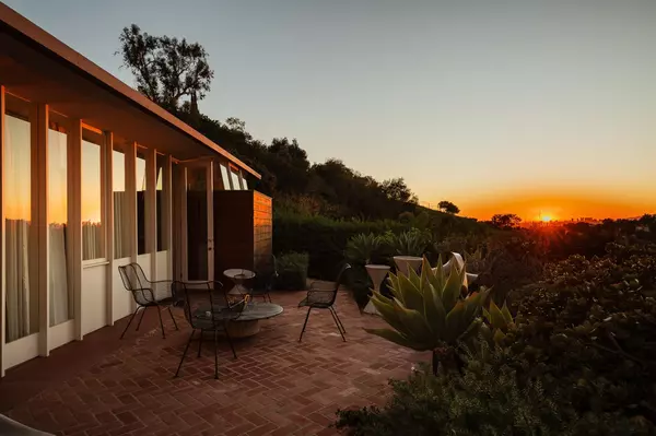 Out Of State, TX 90027,1430 Avon TER