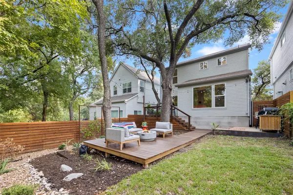 3001 Del Curto RD #8, Austin, TX 78704