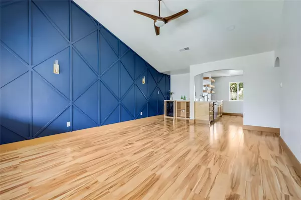 5801 Thunderbird ST #A15, Lago Vista, TX 78645
