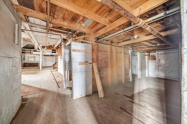 Giddings, TX 78942,136 S Caldwell-E ST