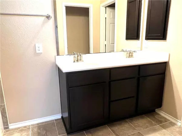 Round Rock, TX 78665,7952 Bassano DR