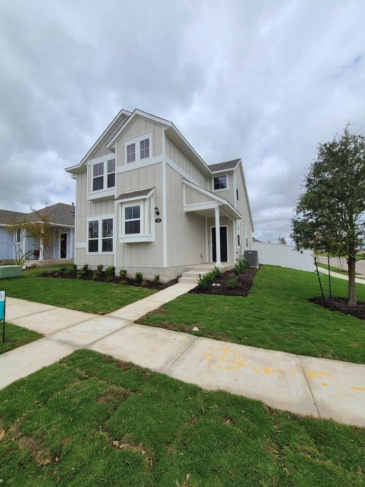 156 Huckleberry LN, Elgin, TX 78621