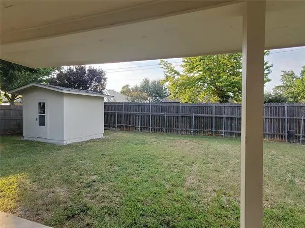 Taylor, TX 76574,1806 Maplelawn ST