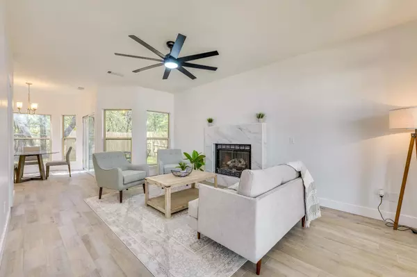 Austin, TX 78759,8304 Bradford Edward CV #B