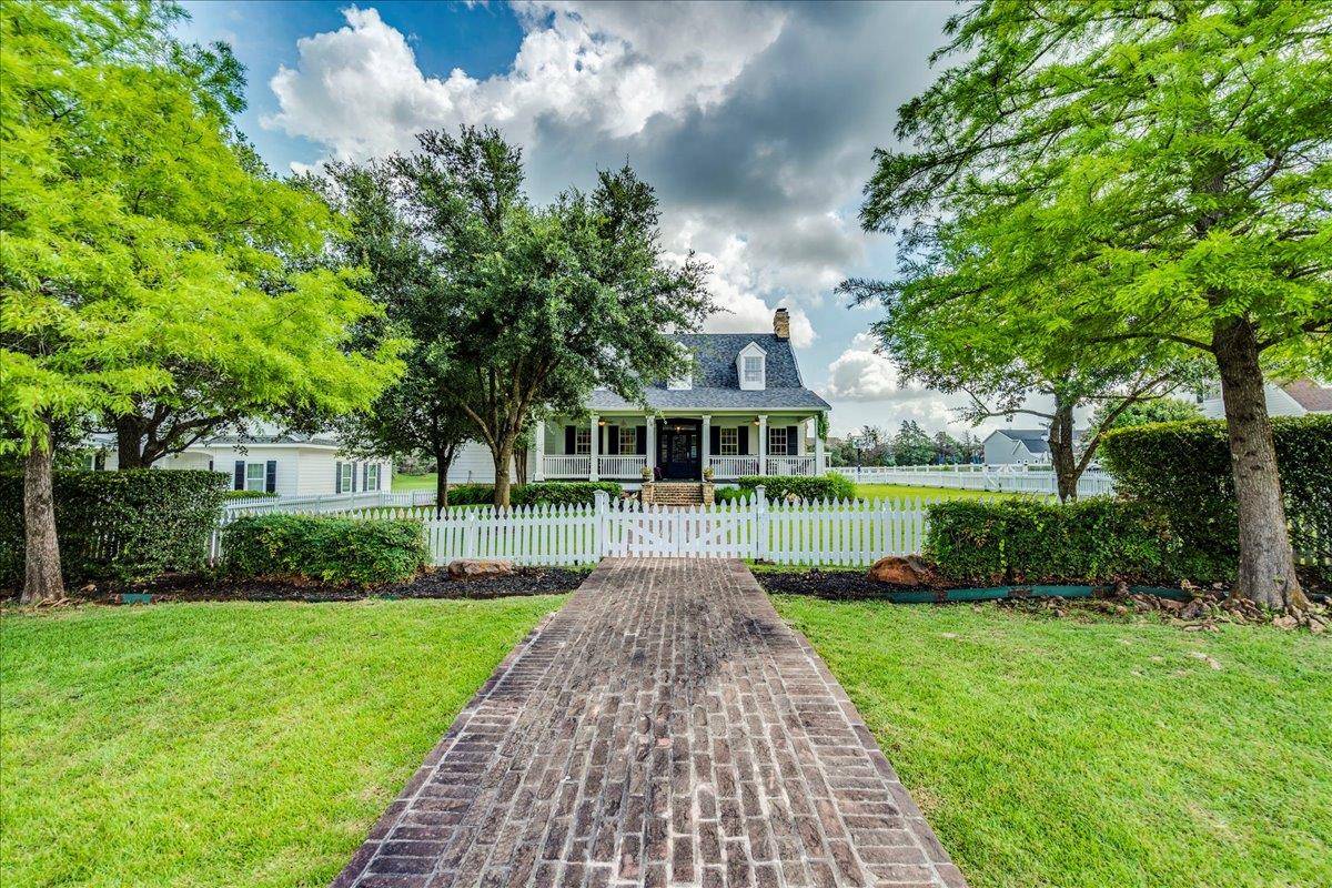 1145 Trebled Waters TRL, Driftwood, TX 78619