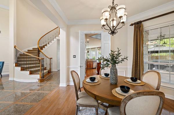 2057 Golden Bear DR, Round Rock, TX 78664