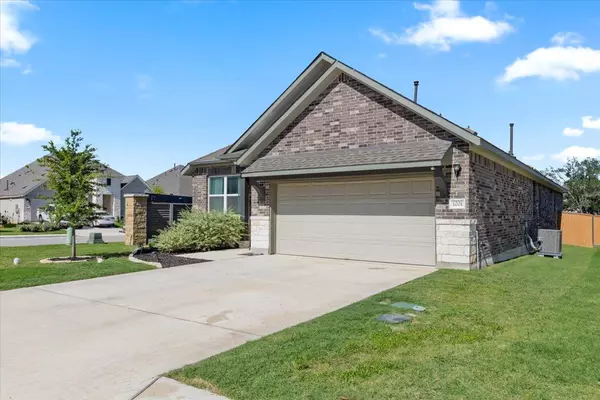 Georgetown, TX 78633,1001 Dog Iron ST