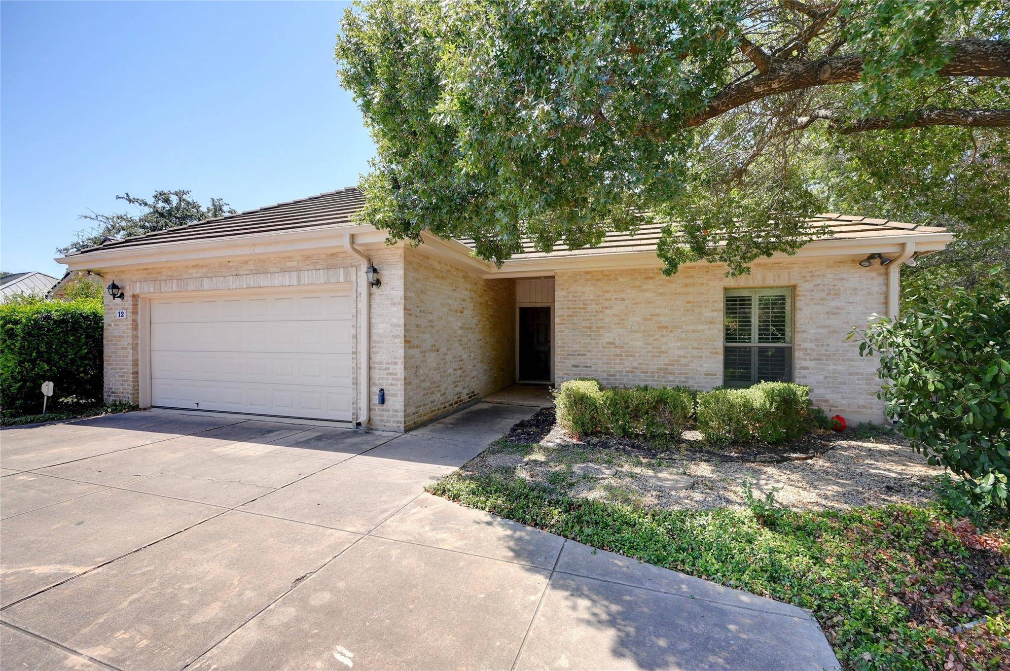 12 Bryanston CT,  San Antonio,  TX 78218