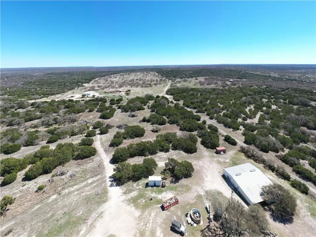 Harper, TX 78624,177 Honig RD