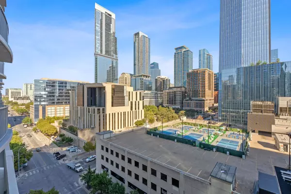 Austin, TX 78701,360 Nueces ST #1007