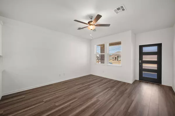 Liberty Hill, TX 78642,833 Long Run