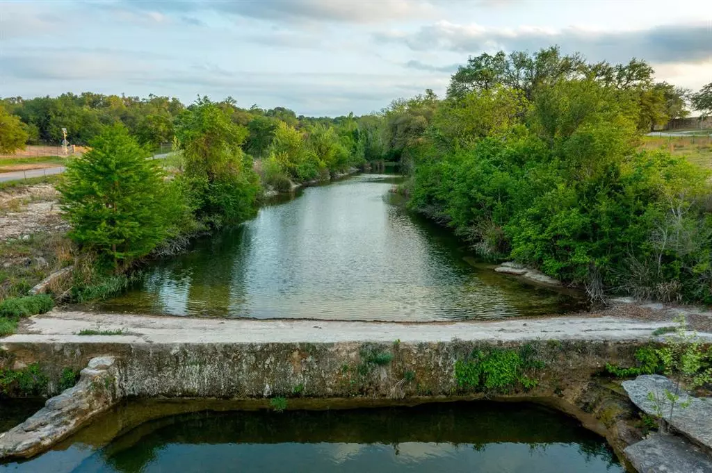 Dripping Springs, TX 78620,495 Mt Gainor RD