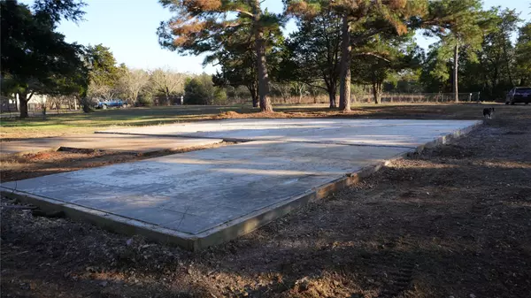 296 Green Valley DR,  Bastrop,  TX 78602