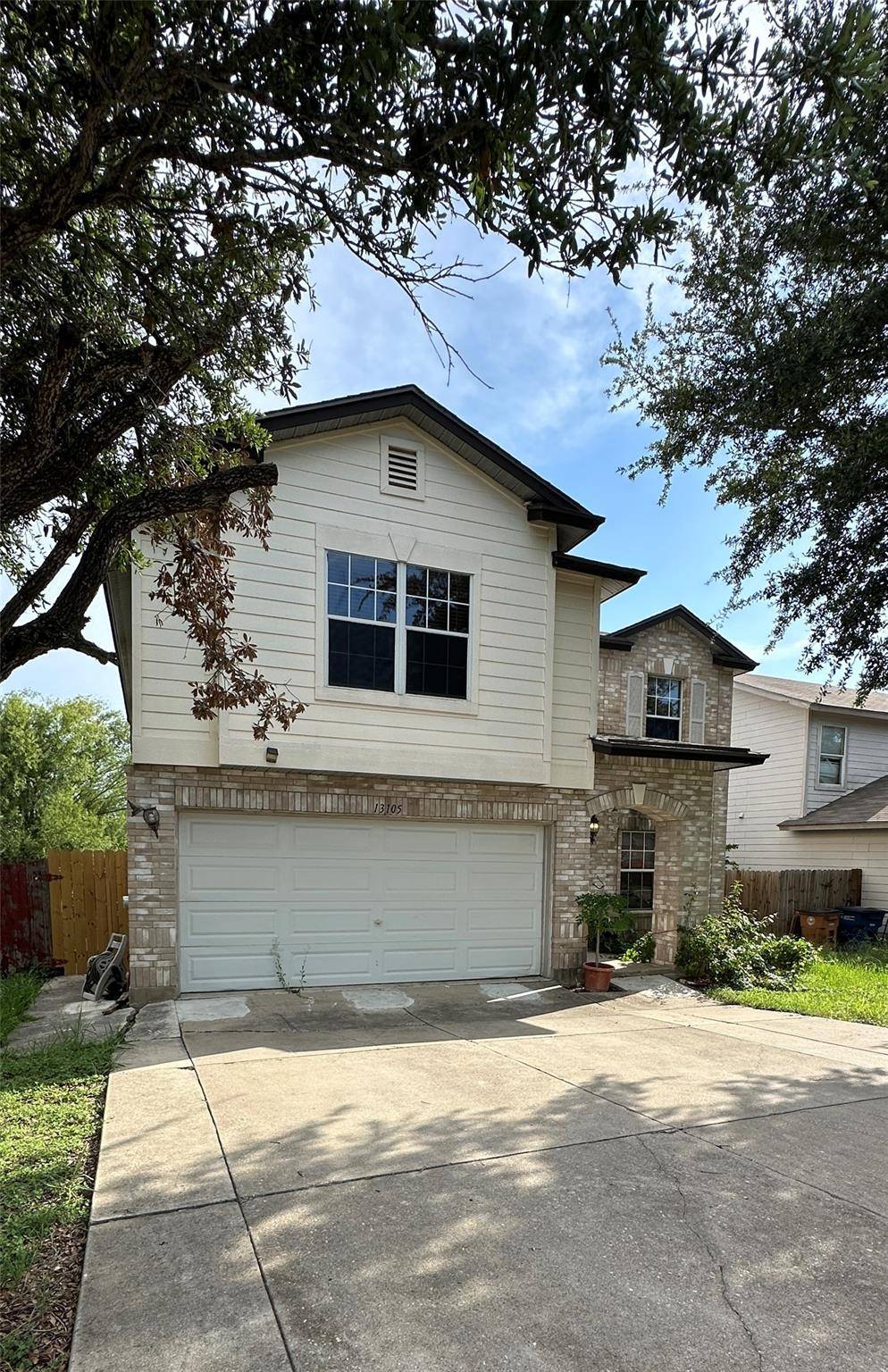 13105 Lofton Cliff DR, Del Valle, TX 78617