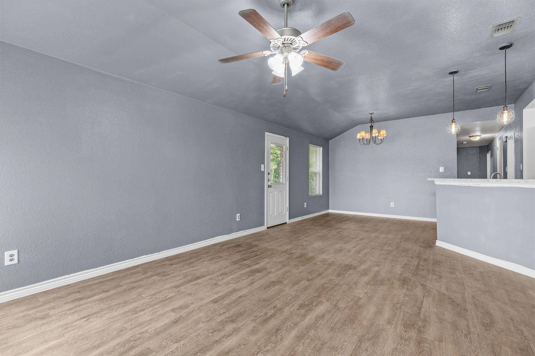 Harker Heights, TX 76548,207 W Bobwhite LN
