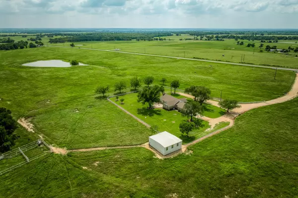 Buckholts, TX 76518,18222 N FM 486