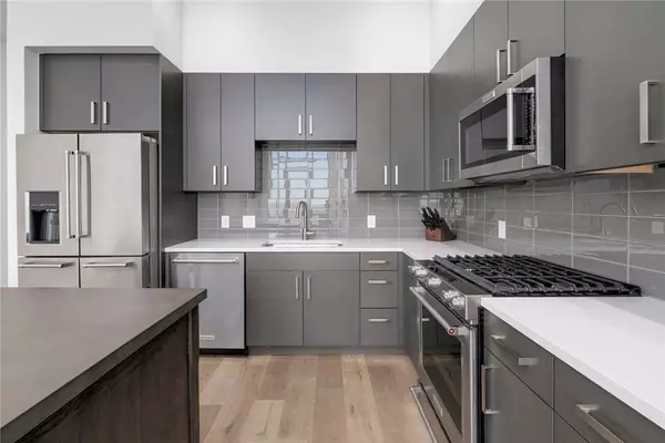 Austin, TX 78701,222 West Ave #3010