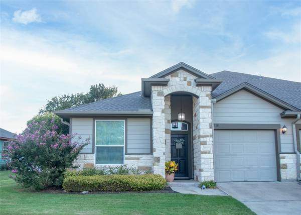 711 Rolling Oak DR #118, Round Rock, TX 78664