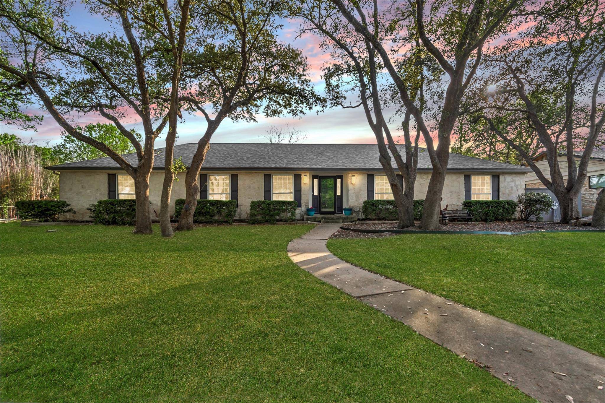 312 Ridgecrest RD, Georgetown, TX 78628