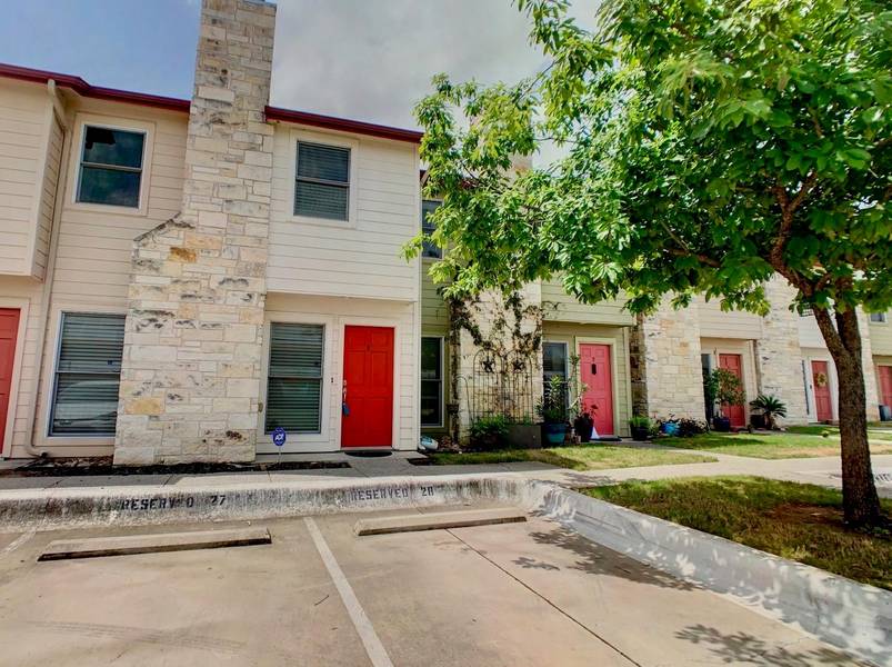 6900 E Riverside DR #8, Austin, TX 78741