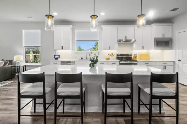 Marble Falls, TX 78654,136 Slenderleaf DR