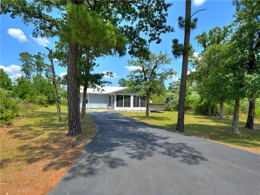 Paige, TX 78659,117 Travis LN