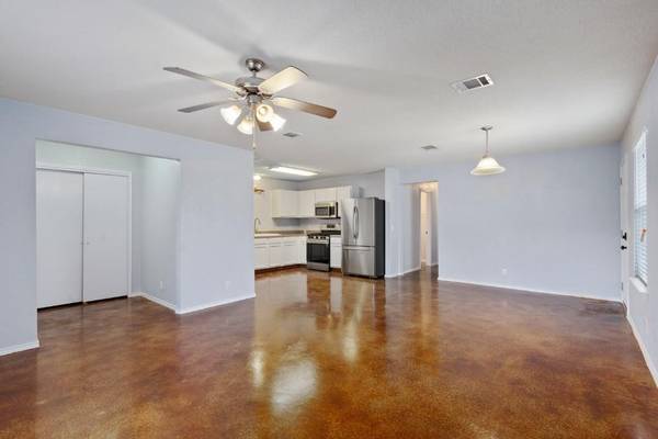 4510 Best Way LN #82, Austin, TX 78725