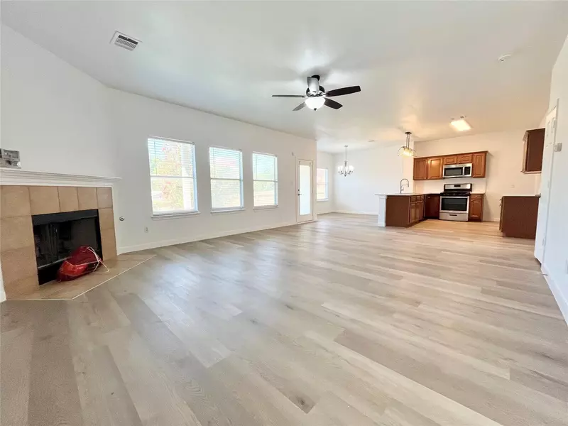 282 Black Cap RUN, Buda, TX 78610