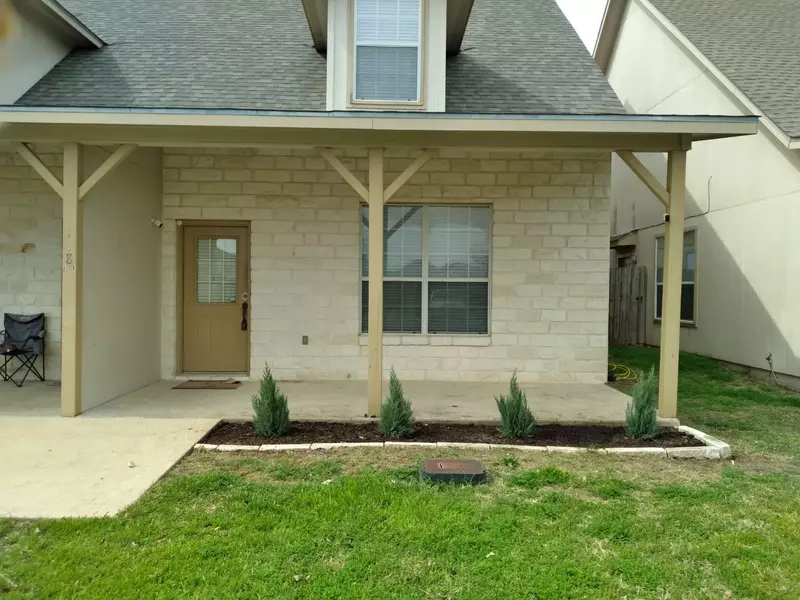 118 Sandstone DR #A, Jarrell, TX 76537